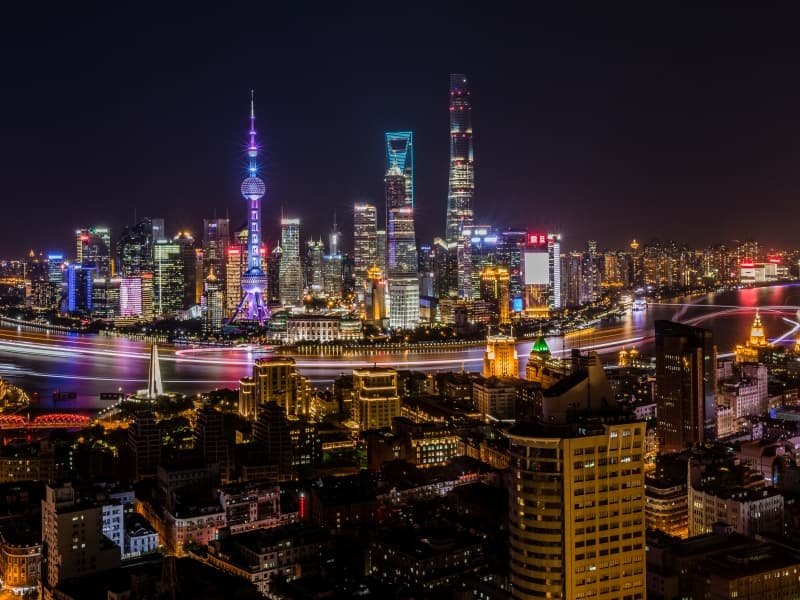 3 Days in Shanghai Itinerary: First-Timer Route + Neighborhood Walks 4 3 days in Shanghai itinerary - The Bund and Lujiazui skyline at night