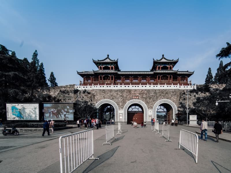 Nanjing travel guide Xuanwu Gate entrance on the Nanjing City Wall