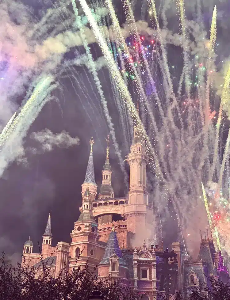 What to Do in Shanghai Disneyland 4 Shanghai Disneyland fireworks Ignite the Dream