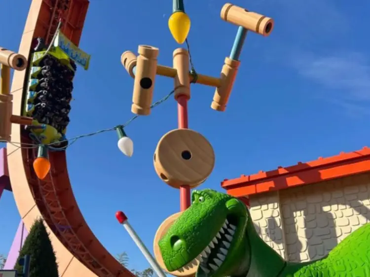 Best Rides Shanghai Disney: Top 15 Attractions Guide 5 best rides shanghai disney Zootopia ride