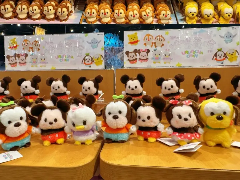 What to Buy in Shanghai Disneyland: Popular Souvenirs and Merchandise Guide 2 what to buy in shanghai disneyland disney exclusive merchandise shop