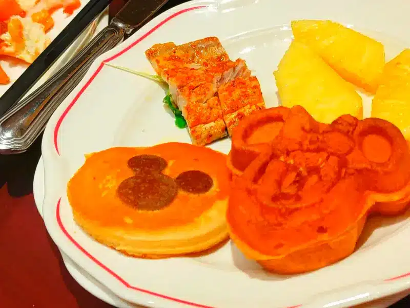 What to Eat at Shanghai Disneyland 1 what to eat at shanghai disneyland best food guide